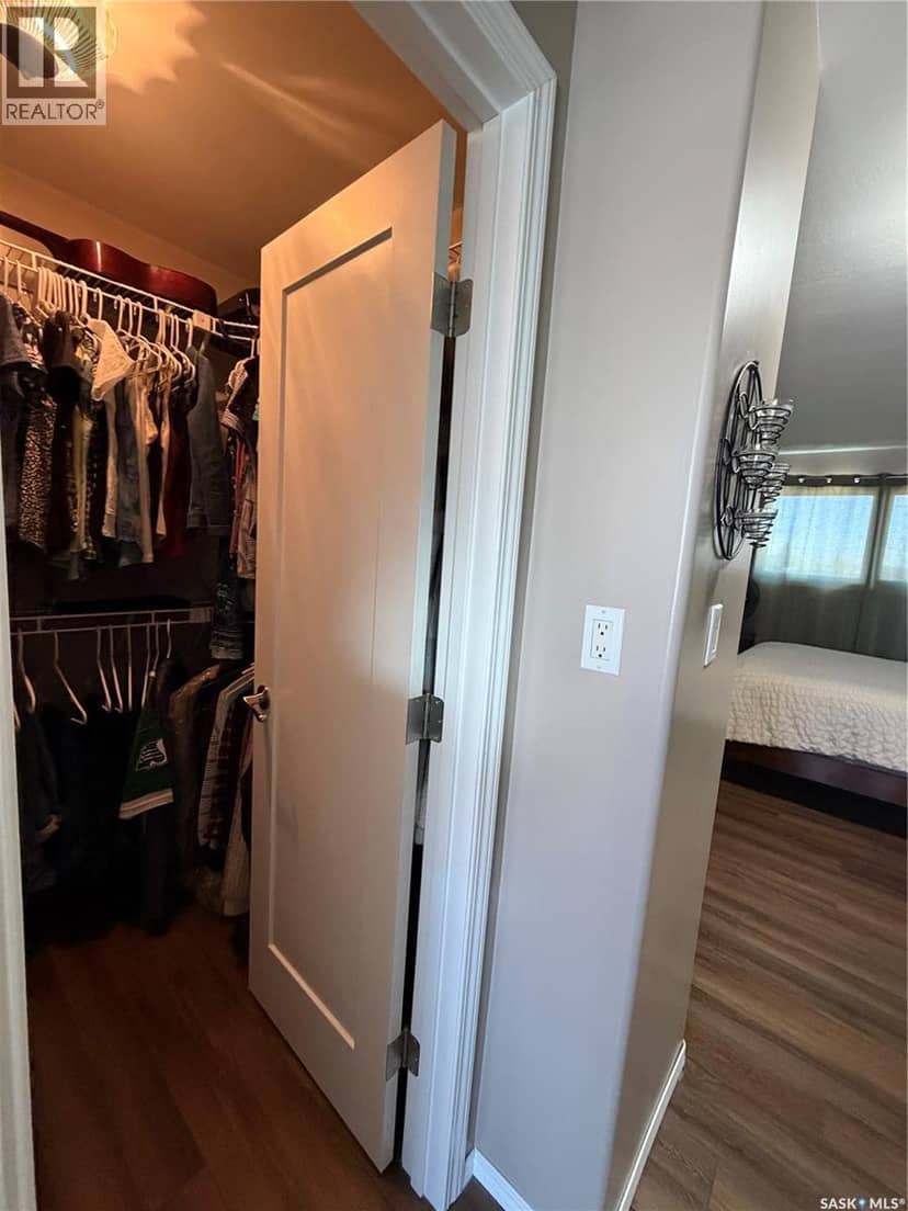 518 Hamjea STREET — photo 16 of 40