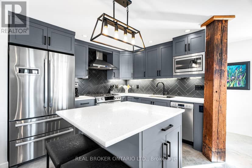 203 - 7 Mill Street — photo 14 of 40