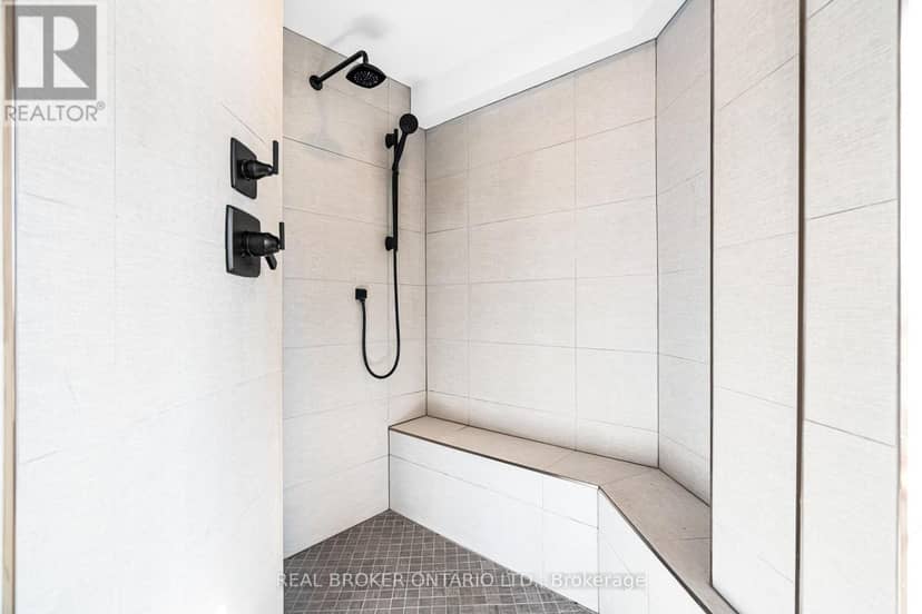 203 - 7 Mill Street — photo 33 of 40
