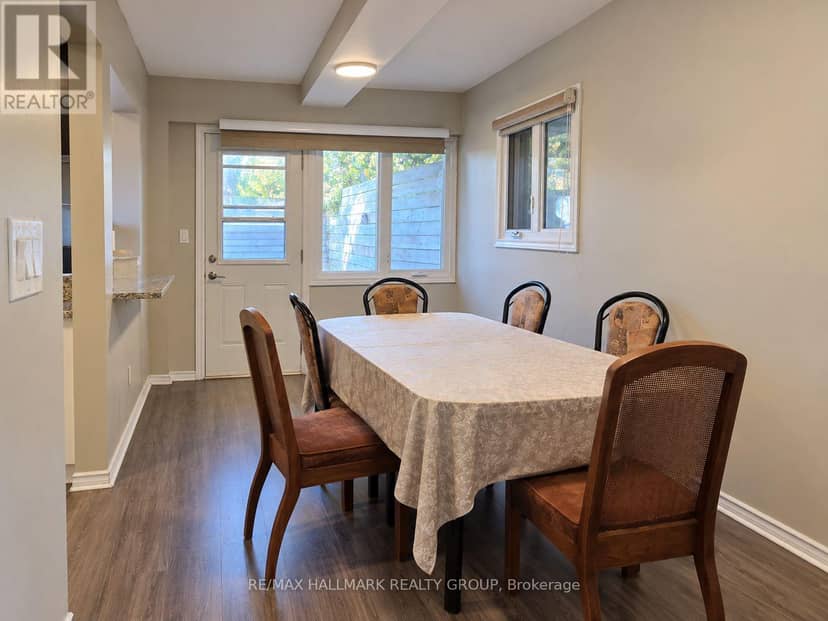 3674 St. Joseph Boulevard, Ottawa, photo 7