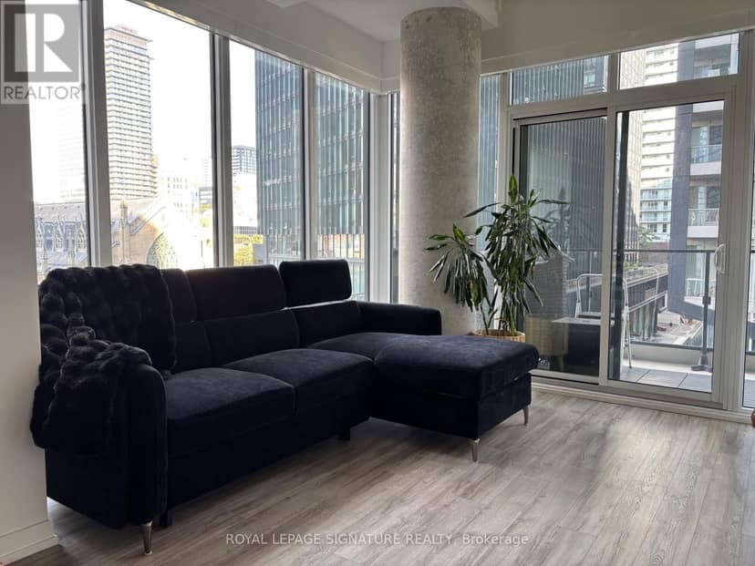 721 - 77 Shuter Street — photo 6 of 20