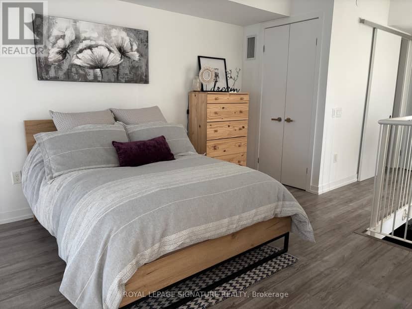 721 - 77 Shuter Street — photo 7 of 20
