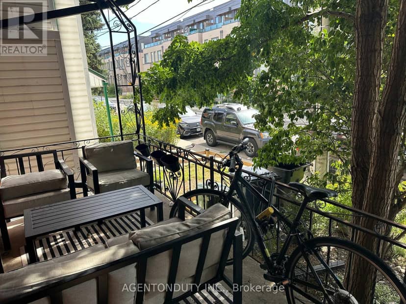 51 Perth Avenue, Toronto, photo 3