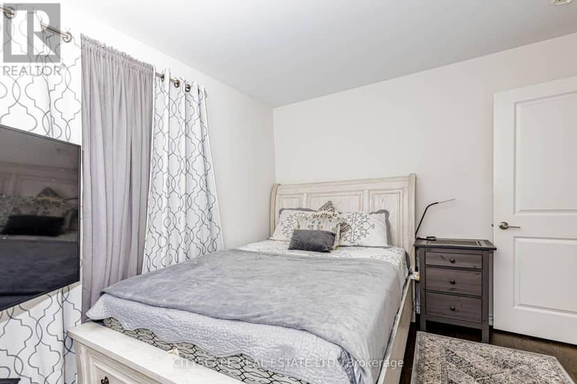 482 Bergamot Avenue — photo 34 of 40