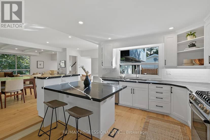 15 Bell Royal Court — photo 17 of 40