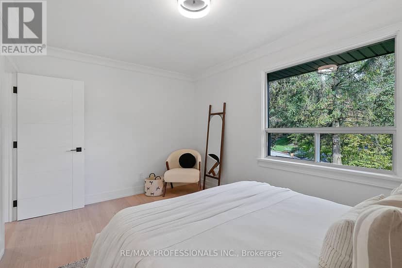 15 Bell Royal Court — photo 27 of 40