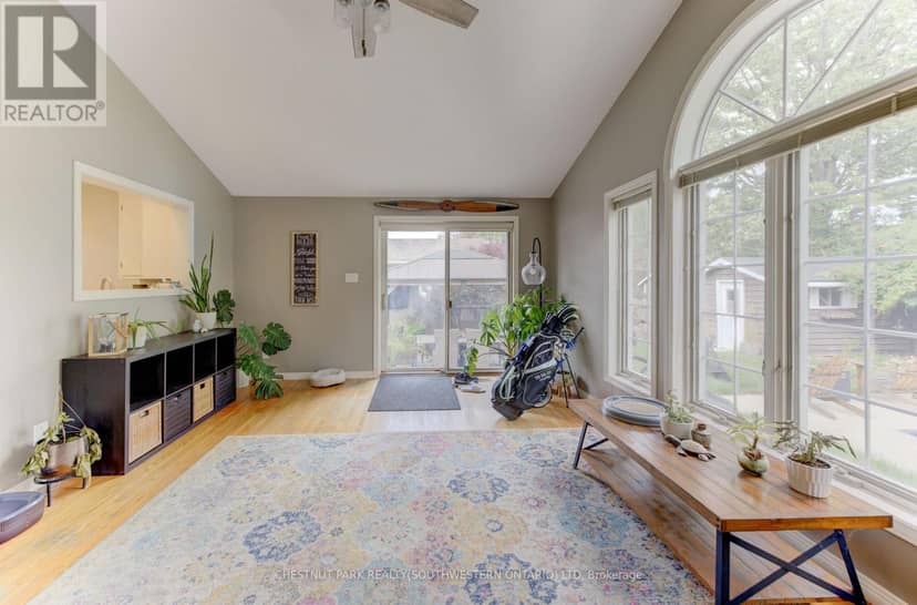 133 Cornell Avenue — photo 10 of 40