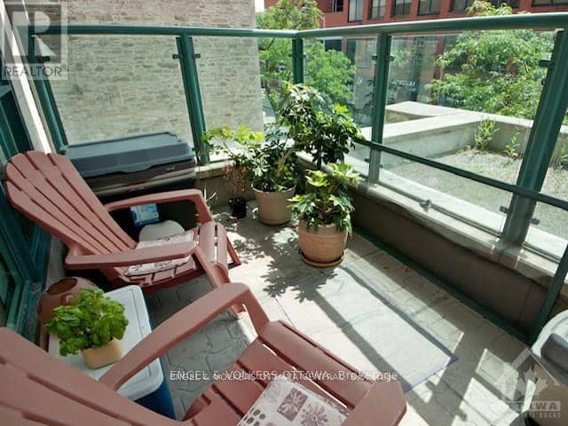 212 - 35 Murray Street — photo 37 of 40