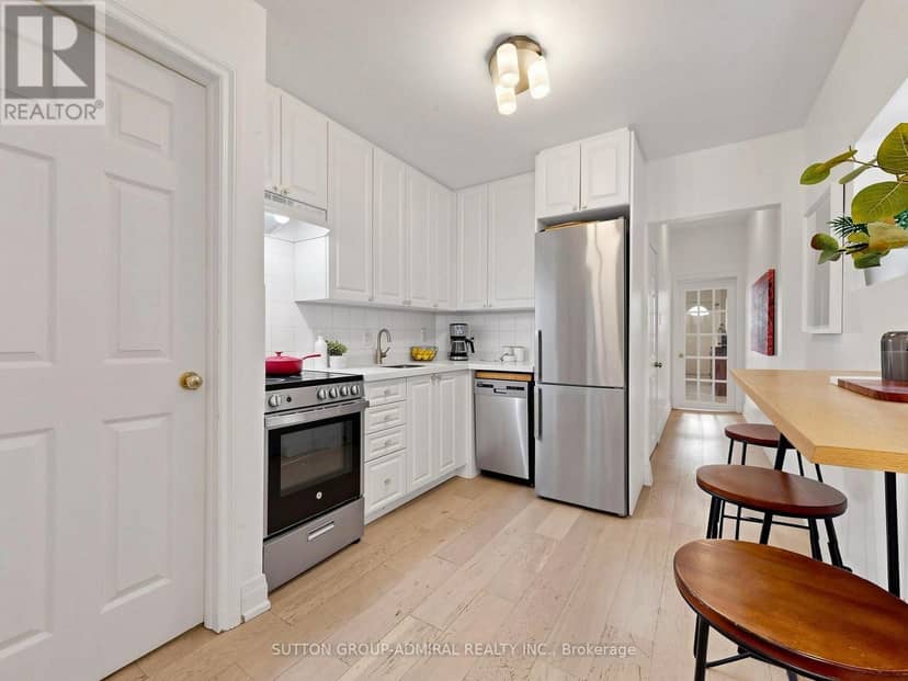 275 Victoria Park Avenue — photo 14 of 40