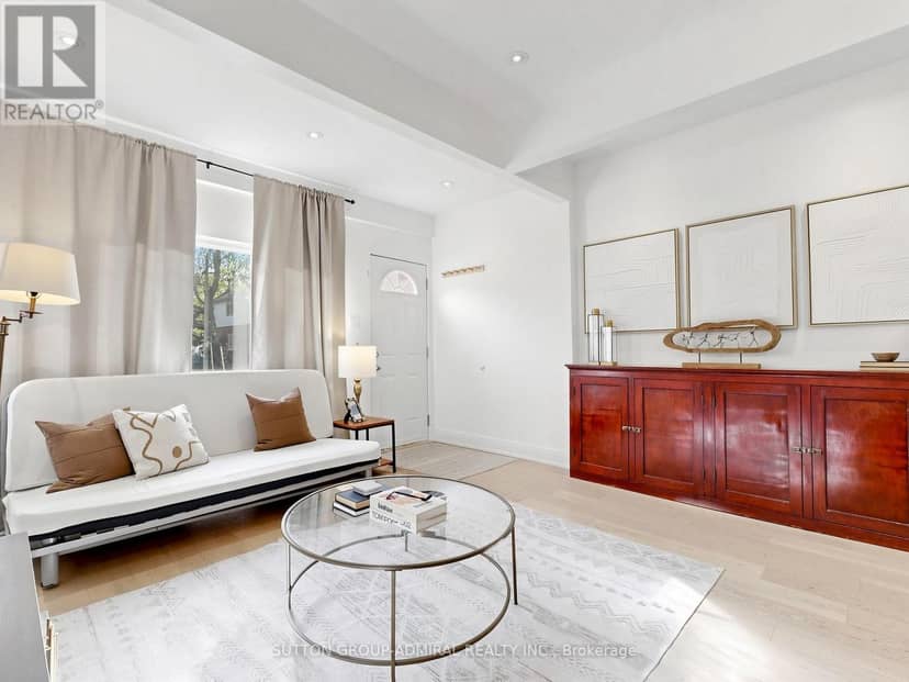 275 Victoria Park Avenue — photo 4 of 40