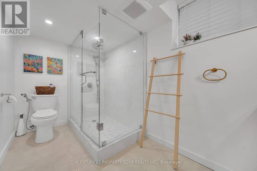 122 Vista Boulevard — photo 28 of 40