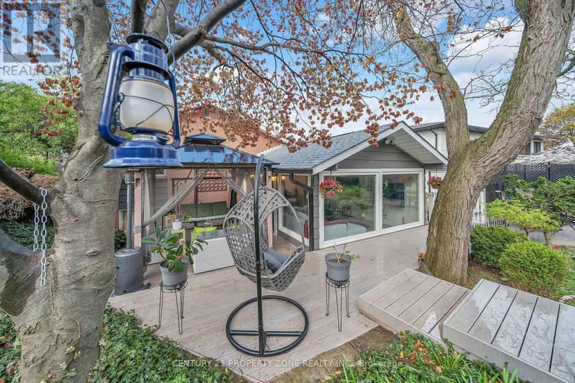 122 Vista Boulevard — photo 35 of 40