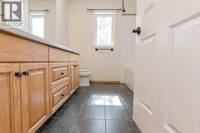 5, 711058 Range Road 64 — photo 20 of 40