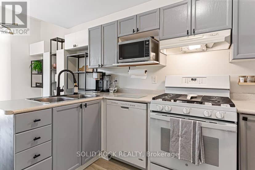 49 Longshire Circle — photo 12 of 32