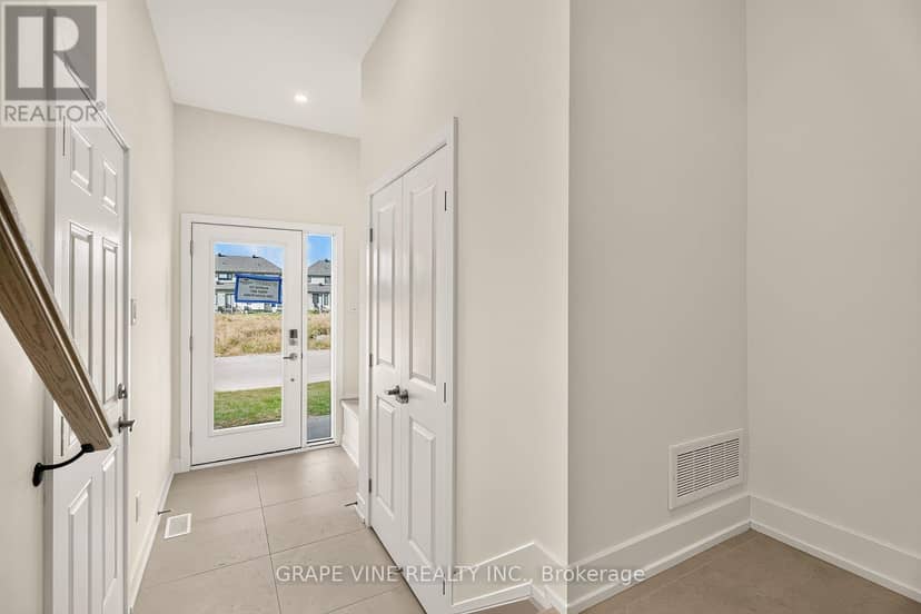 580 Arbia Ridge, Ottawa, photo 4