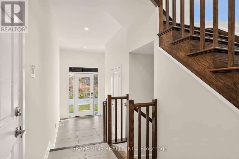 595 Arbia Ridge — photo 5 of 40
