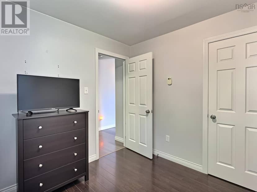 A&B 90 Ford Street — photo 14 of 20