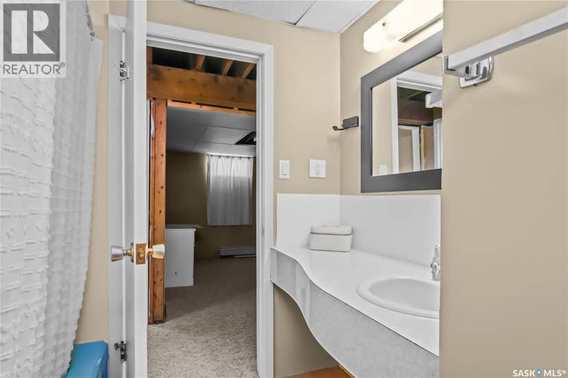 705 King STREET — photo 27 of 38