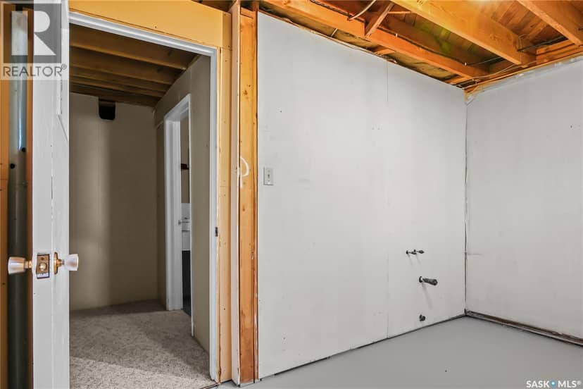 705 King STREET — photo 37 of 38