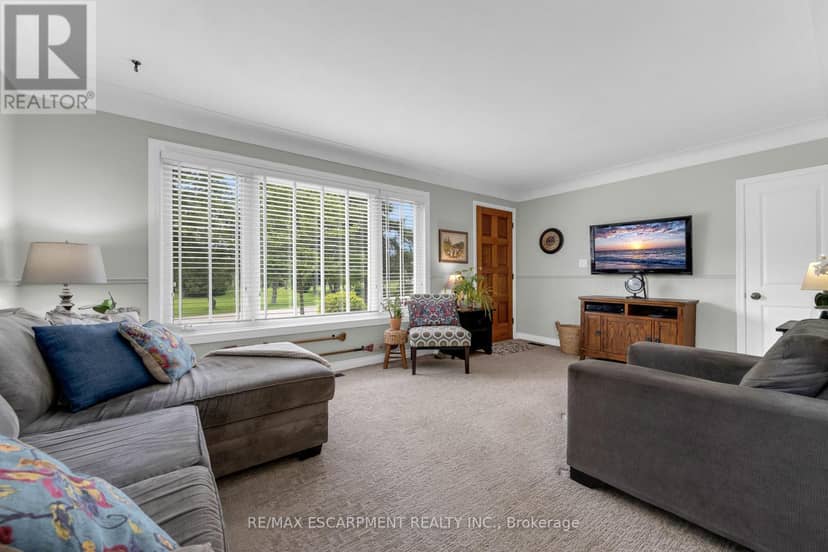 1065 Woodburn Road — photo 6 of 40