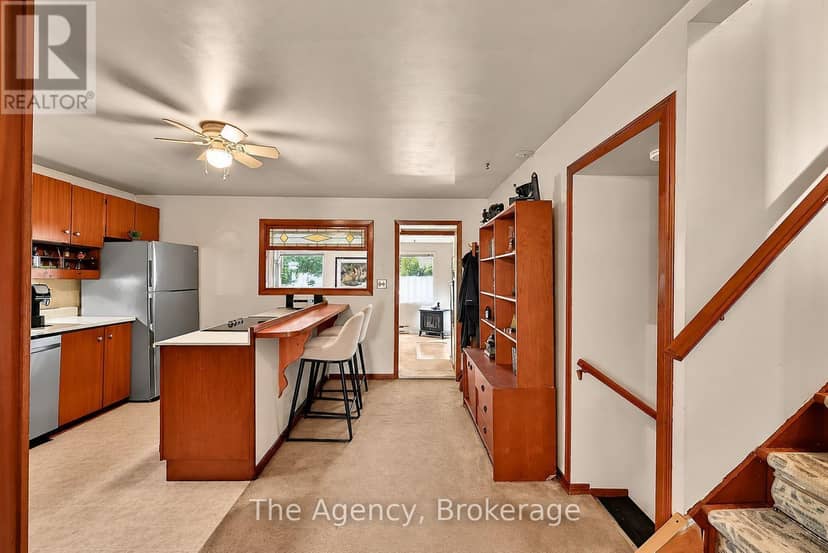 38 Pine Street — photo 8 of 37