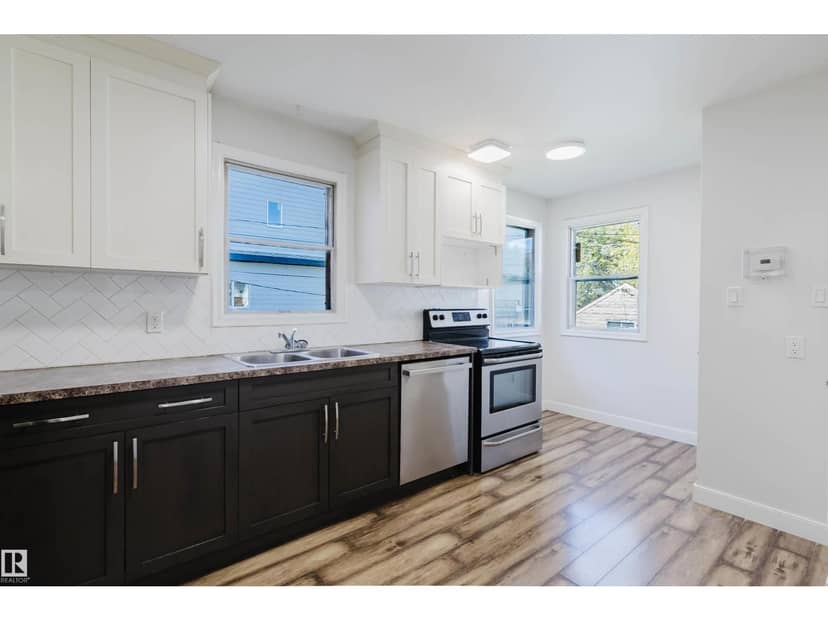 10840 74 AV NW NW — photo 11 of 29