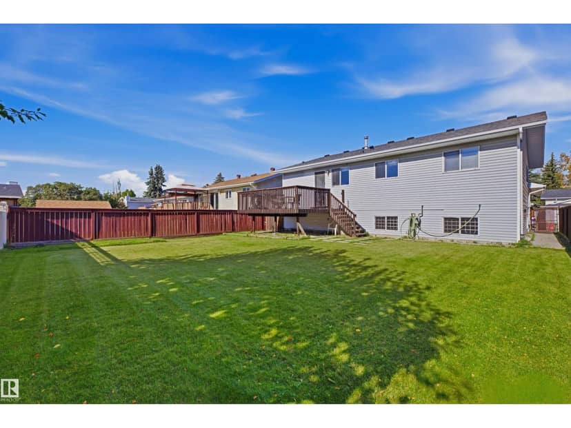 3519 33 AV NW — photo 40 of 40