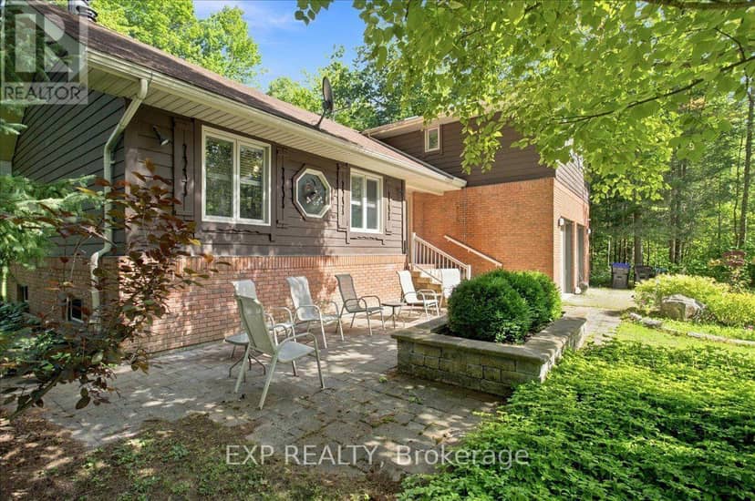 20 Pineshore Crescent — photo 2 of 36