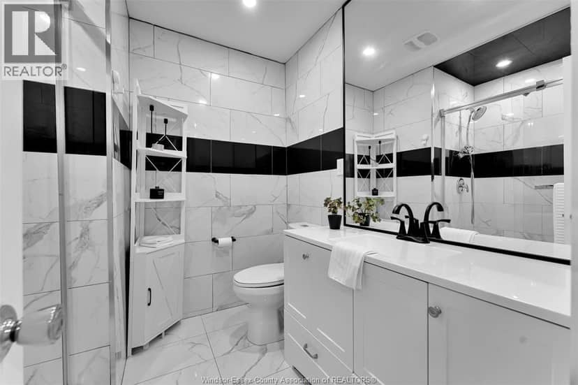 2222 Longfellow Avenue — photo 30 of 40