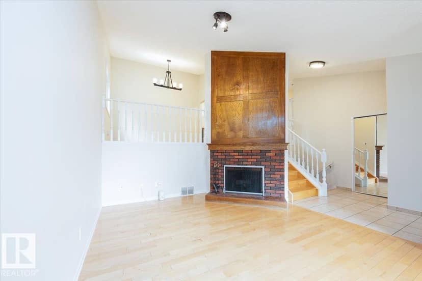 4107 147 ST NW — photo 10 of 40
