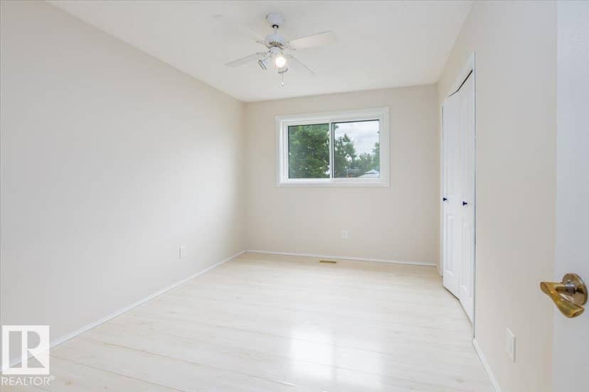 4107 147 ST NW — photo 27 of 40