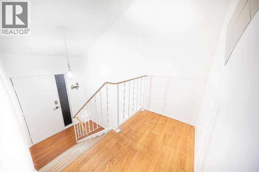 28 Whiteside Crescent, Red Deer, photo 4