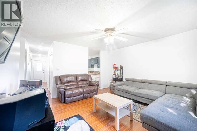 28 Whiteside Crescent, Red Deer, photo 6