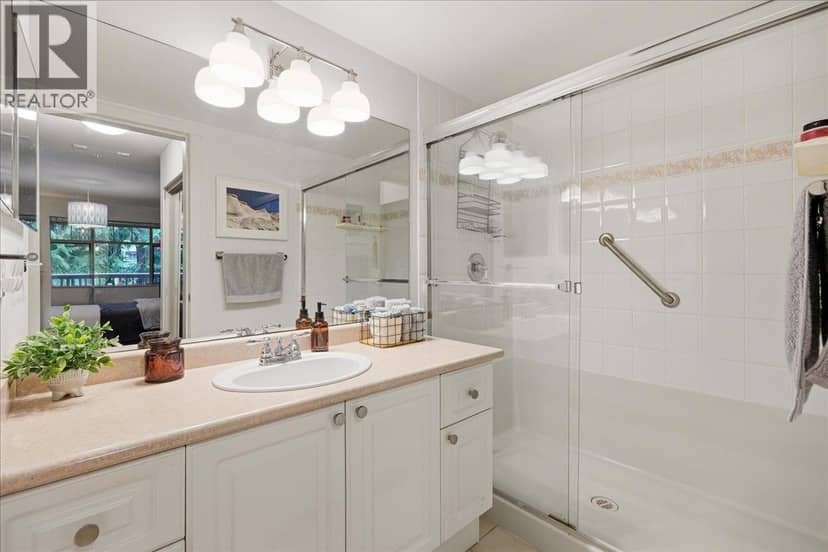 411 2059 CHESTERFIELD AVENUE, North Vancouver, photo 7