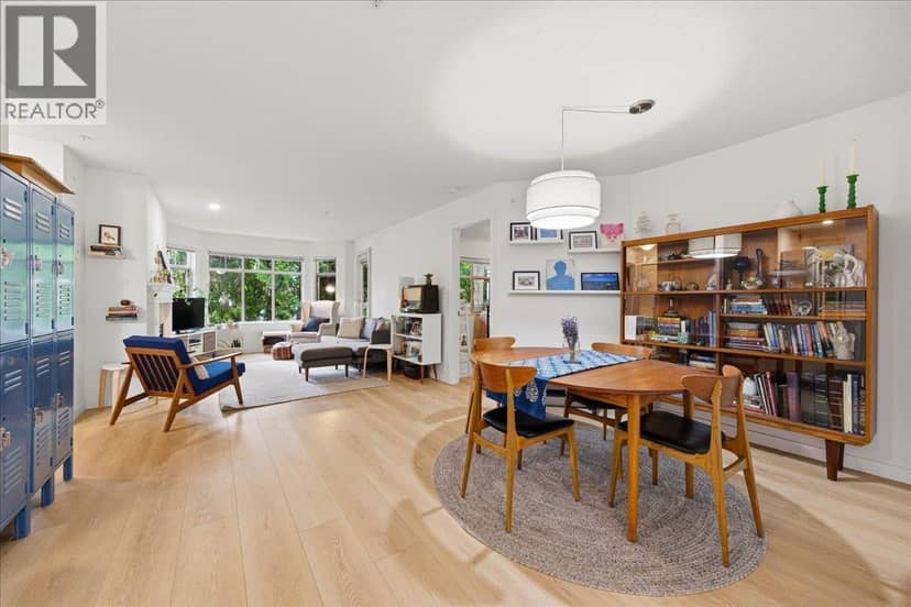 411 2059 CHESTERFIELD AVENUE, North Vancouver, photo 4
