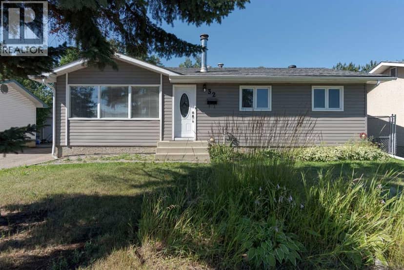 32 Moberly Crescent, Fort McMurray