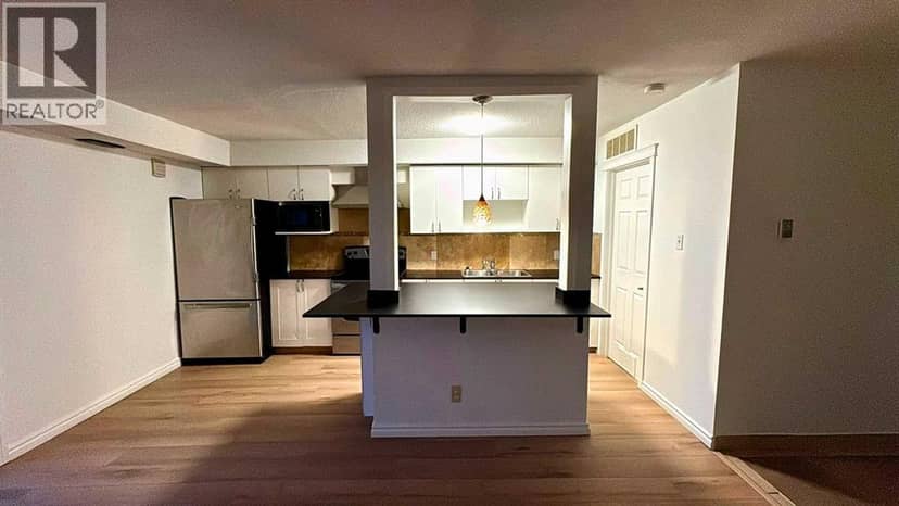 4, 3726 Centre Street NE — photo 19 of 40