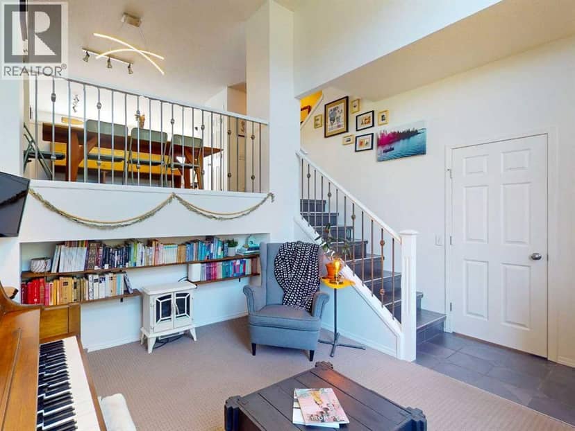 457 Elgin Gardens SE, Calgary, photo 8