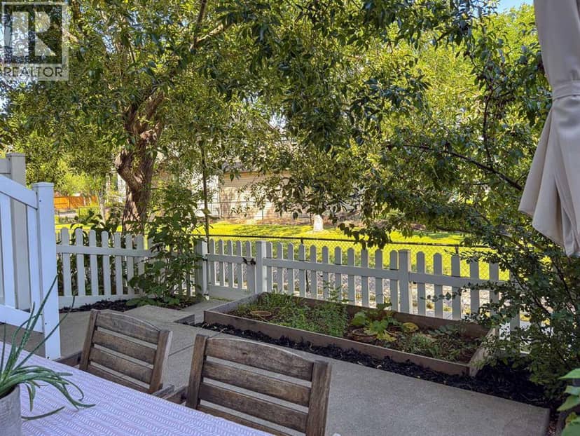 457 Elgin Gardens SE, Calgary, photo 3