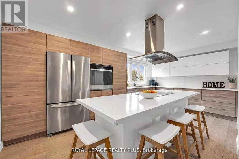 20 - 1755 Rathburn Road E — photo 16 of 40