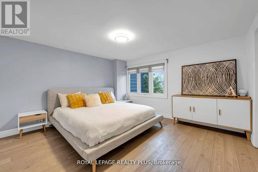 20 - 1755 Rathburn Road E — photo 24 of 40