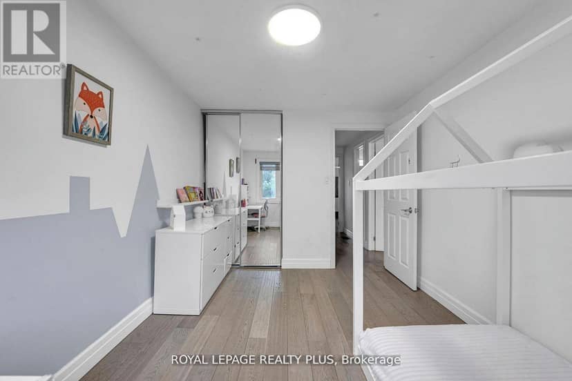 20 - 1755 Rathburn Road E — photo 32 of 40