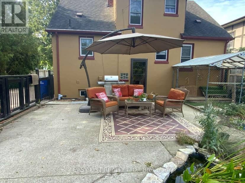 271 Joseph Street — photo 16 of 40