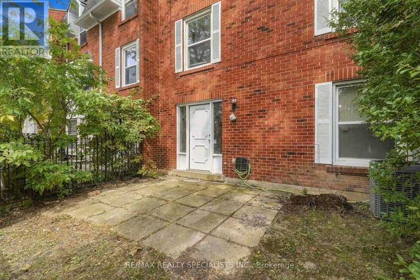 117 - 333 Meadows Boulevard — photo 36 of 40