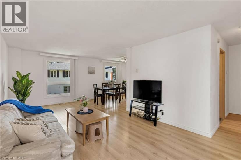 427 KEATS Way Unit# 2 — photo 9 of 28