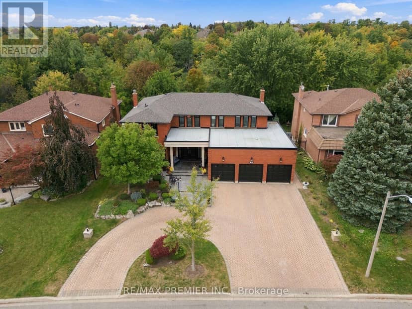 98 Cairnburg Place, Vaughan, photo 2