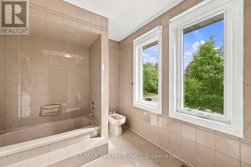 98 Cairnburg Place — photo 34 of 40