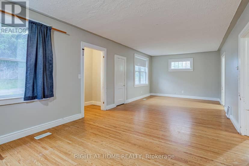 38 Washington Street — photo 11 of 37