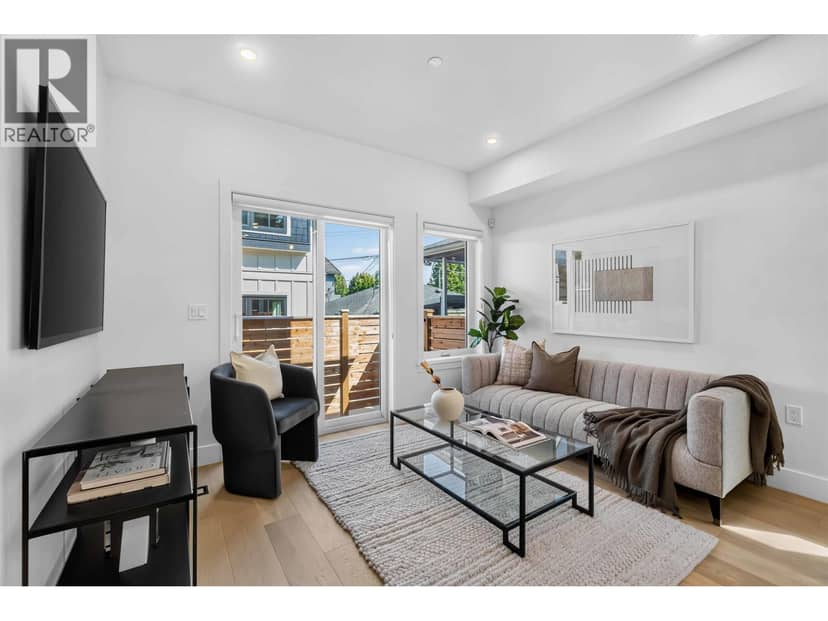 3 550 KASLO STREET, Vancouver, photo 3