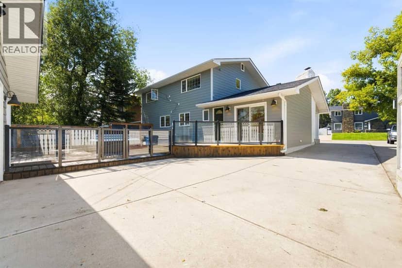 20 Mapleglade Close SE — photo 40 of 40